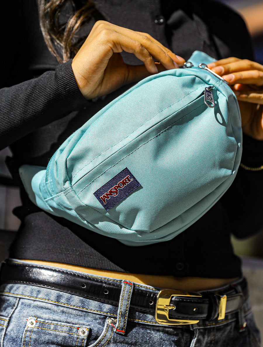 JanSport UK | Backpacks & Bags | 30 Year Guarantee – JanSport